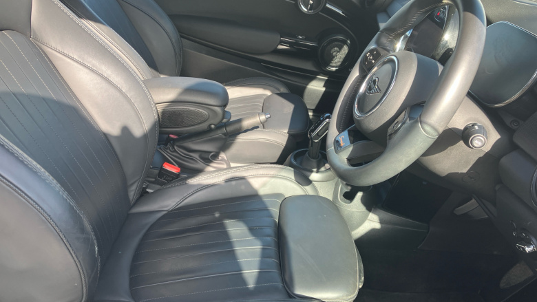 MINI Convertible 2.0 Cooper S Seaside Edition 2dr Auto Petrol Convertible